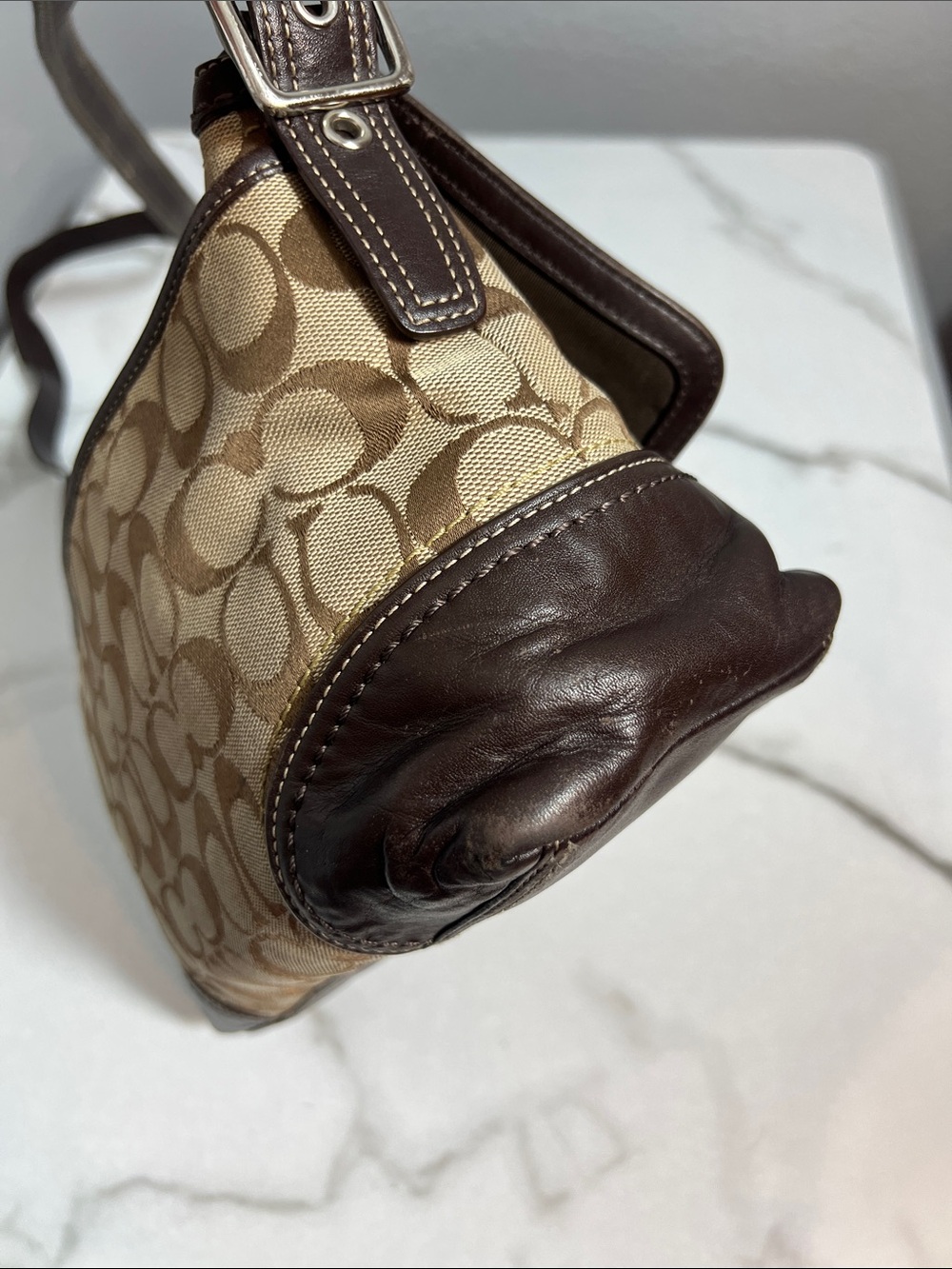 Coach Vintage Hamptons Signature Buckle Flap Shoulder Bag F12641 - Picture 4 of 7